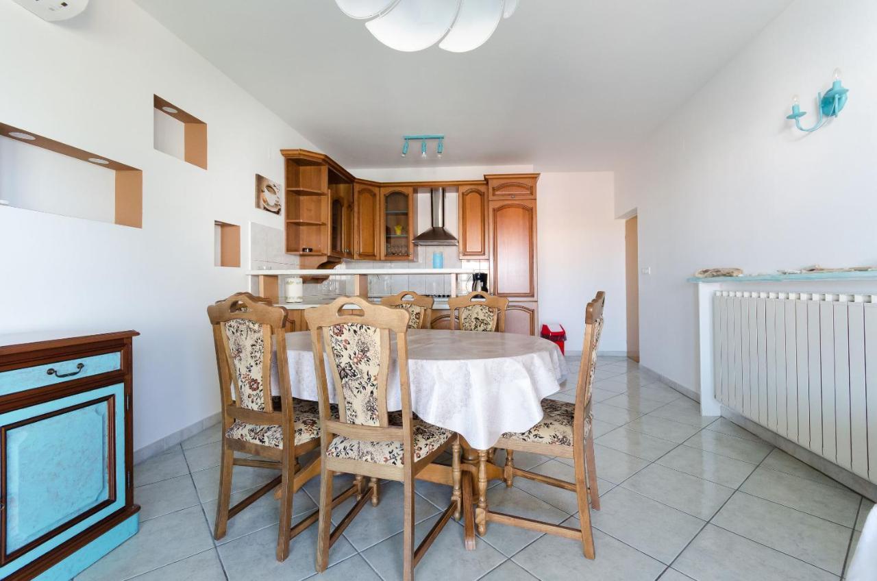 Apartments Slavica R Banjol Екстериор снимка